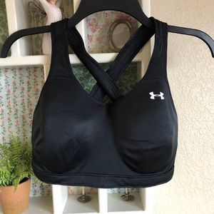 Under Armour Sports Bra Large Black Crossback Padded